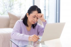 一過性全健忘とは:適切な対処法や体験談を紹介