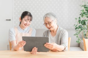 介護ロボットの全て|種類、補助金、最新動向から未来まで
