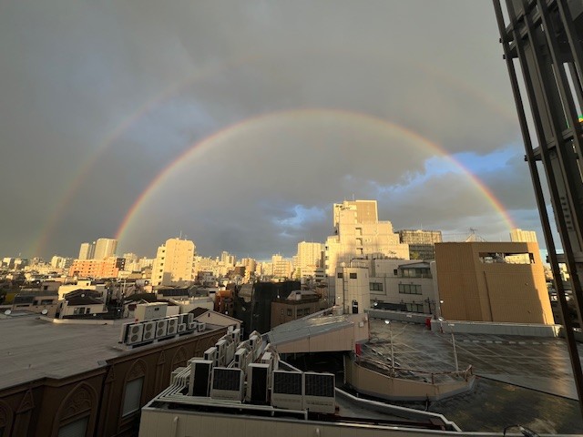 東京の空に架かった虹