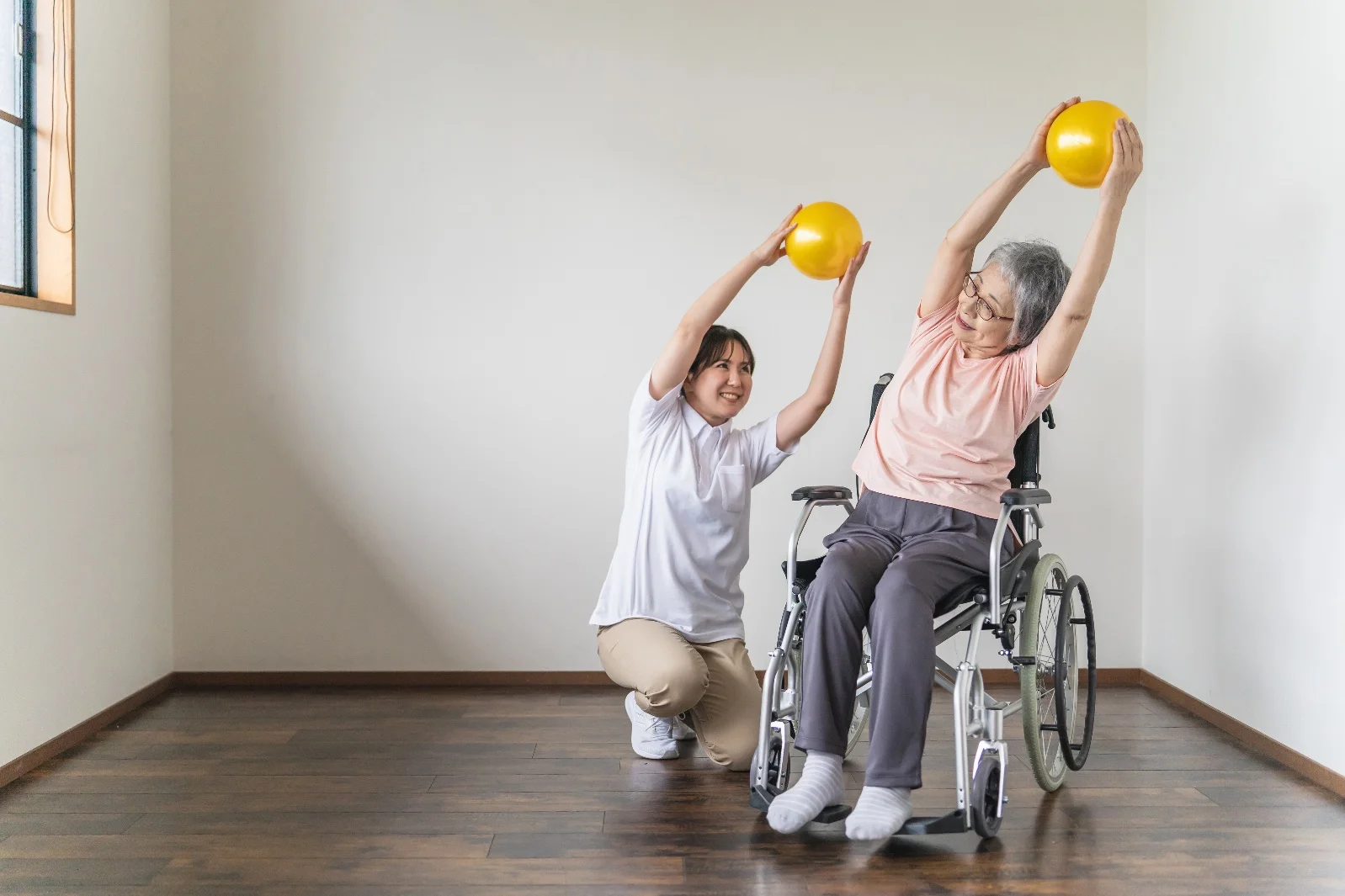 ISFP（冒険家型）の基本的特性と介護現場での存在感