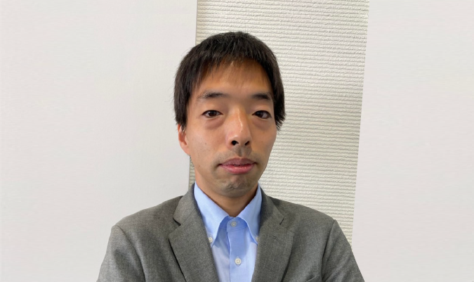 内田智士