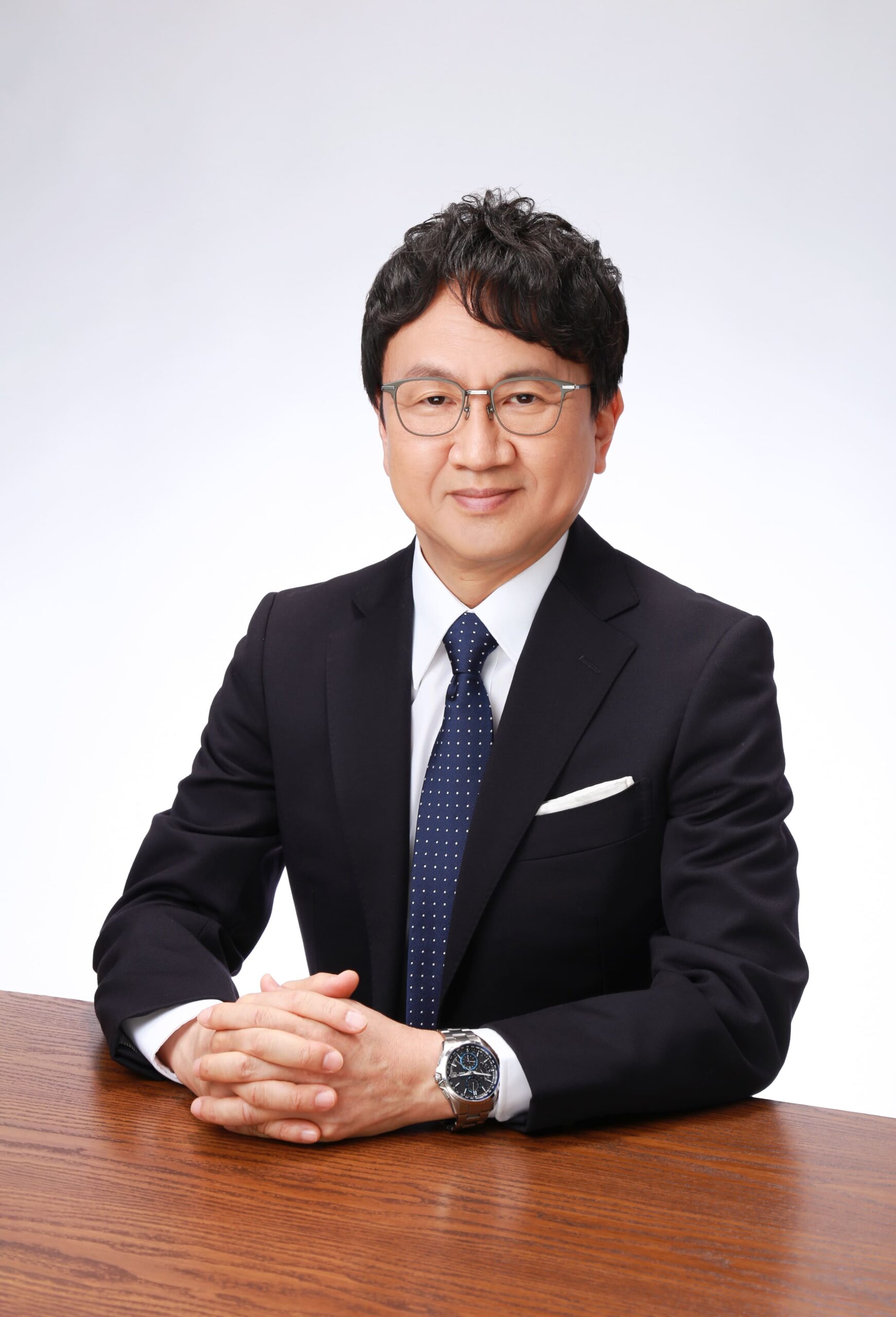 布村明彦
