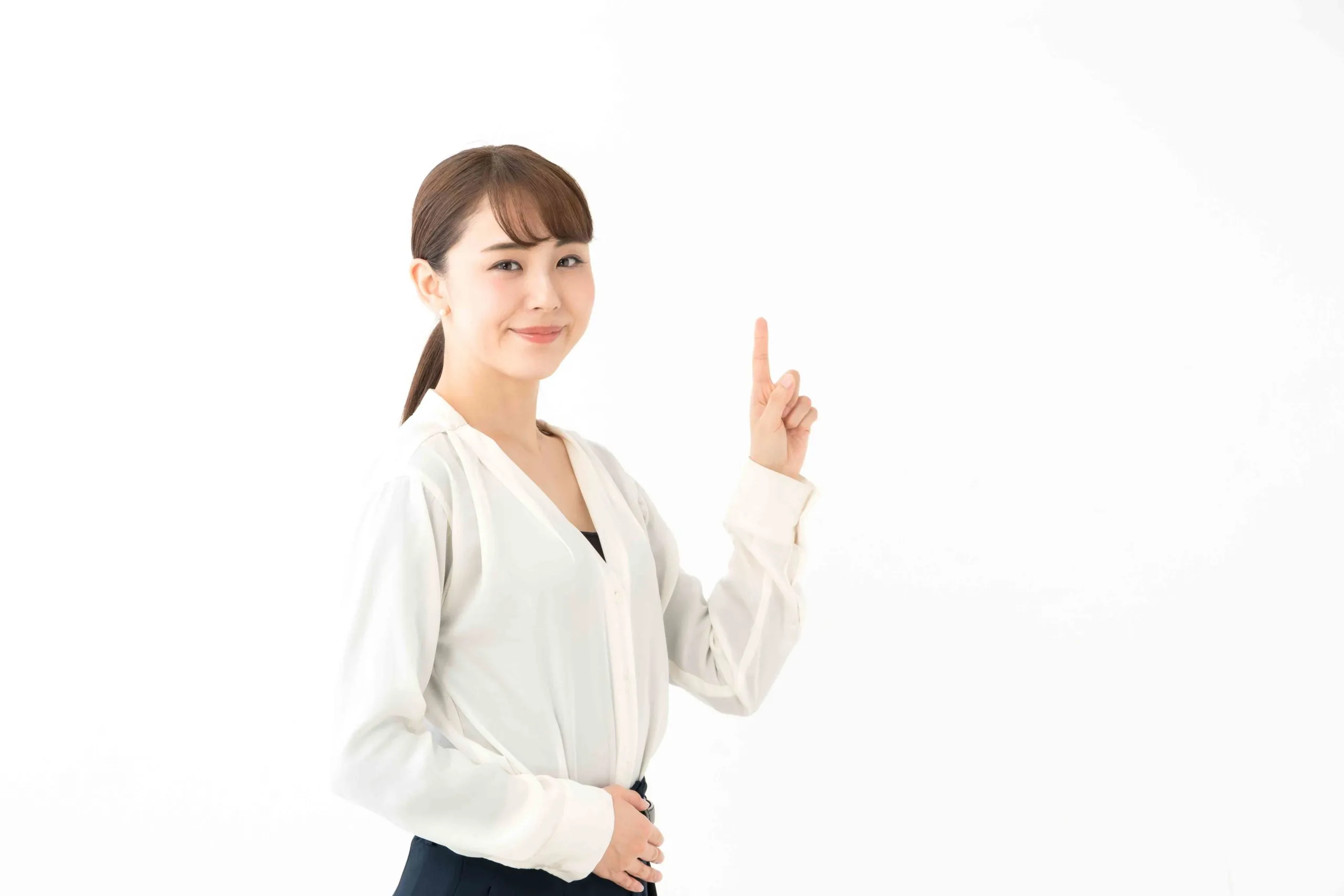 指をさす女性