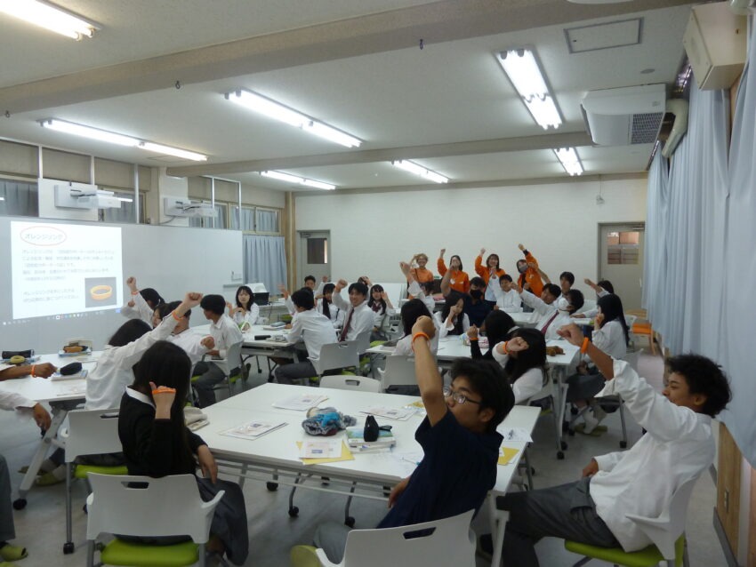 【泉大津高校】未来へ繋ぐバトン。高校生の皆さんと認知症サポーター養成講座